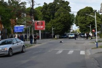 accident mortal in olt o femeie a fost spulberata pe trecerea de pietoni de un autoturism foto 683343187bebe