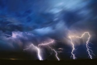 alerta de fenomene meteo extreme ploi torentiale cu grindina si vijelii in aproape toata tara 68313ef7b0f88