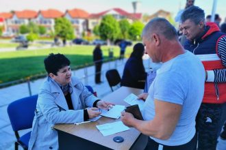 angajatorii olteni vor pune la dispozitie aproximativ 400 de locuri de munca in bursa organizata in slatina si caracal pe 23 mai 682eda1764cc7