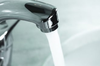 apa contaminata cu arsen peste limitele admise in doua comune din prahova consumul a fost interzis 682ce95c2147c