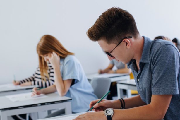 cand este ultima zi de cursuri pentru elevii care sustin examenul de bacalaureat vacanta incepe mai devreme pentru clasa a xii a 68358b7f73118