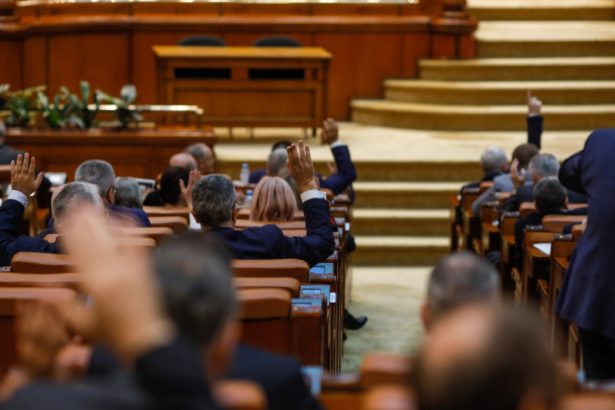 care este procedura pentru numirea prim ministrului in romania ce se intampla daca un candidat propus nu primeste votul de incredere 682b2d37d509f