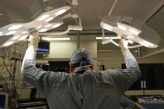 cazul baiatului de 16 ani mort in spitalul din targu jiu dupa sase luni raportul medico legal a fost finalizat si trimis parchetului 68305ce70069f