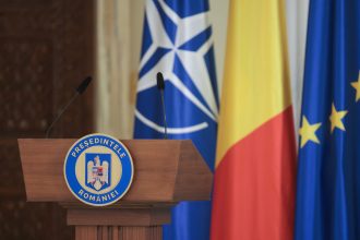 ce atributii are presedintele romaniei si in ce conditii ar putea fi suspendat din functie ce inseamna dizolvarea parlamentului 6826f2abbb3b5