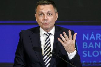 condamnat pentru coruptie guvernatorul slovaciei risca inchisoarea daca nu plateste o amenda uriasa 68385d2bcecd2