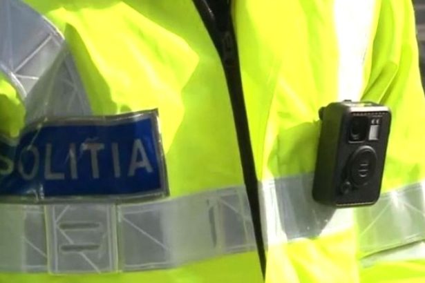 doi barbati din iancu jianu arestati dupa ce au batut doi politisti si le au distrus autospeciala 68303758e090a