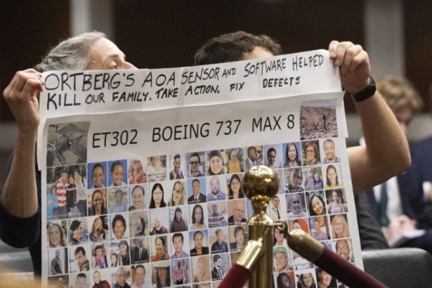 dosarul boeing 737 max familiile victimelor din cele doua dezastre aviatice se opun acordului care scapa compania de urmarirea penala 682acf3f1824c