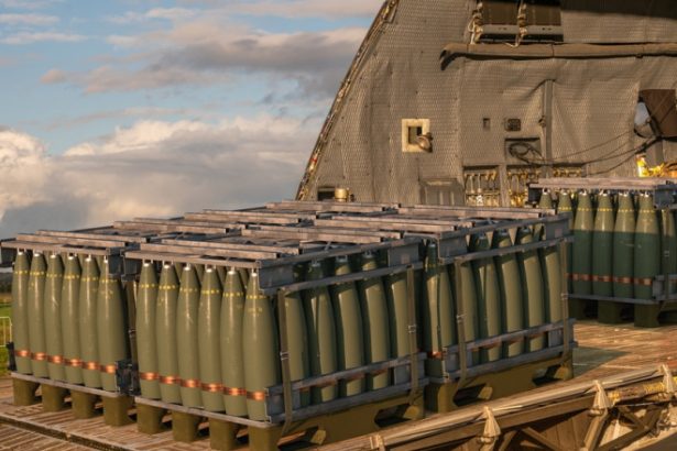 drone ucrainene au lovit un depozit de munitie din crimeea ocupata de rusia 68286f3831166