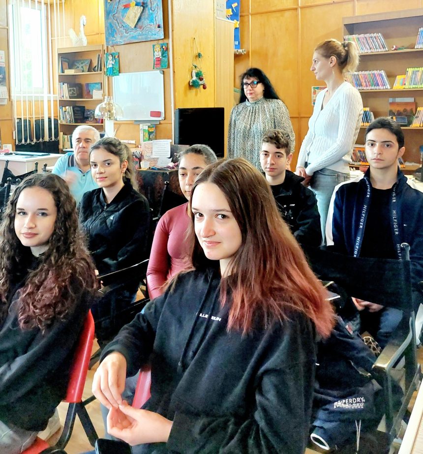 elevii clasei a ix a d de la colegiul national ion minulescu vizita la biblioteca judeteana 6827209e66ecf