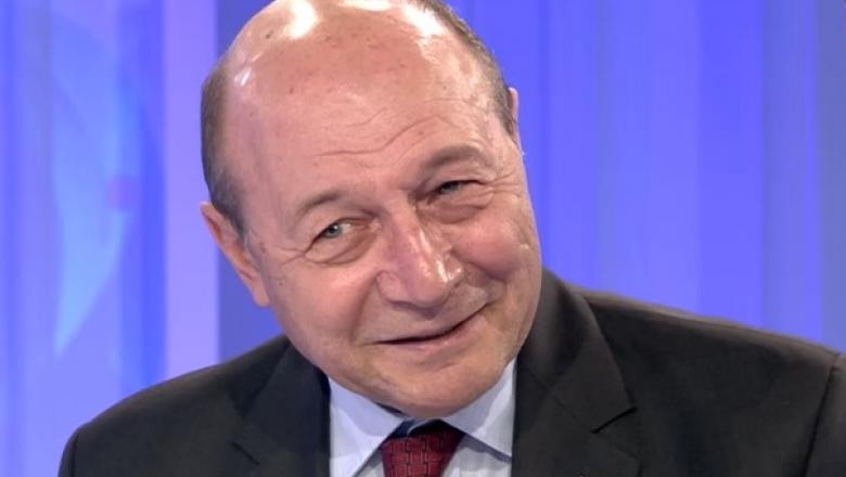 exclusiv cum vede traian basescu negocierile nicusor dan este matematician e posibil sa nu vrea sa aiba ca obiectiv doar formarea guvernului 68336e1cdc55e