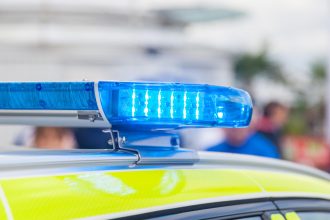 femeie retinuta pentru inselaciune cum a reusit sa ofere mai multe bijuterii de la o batrana 68287ae92507c