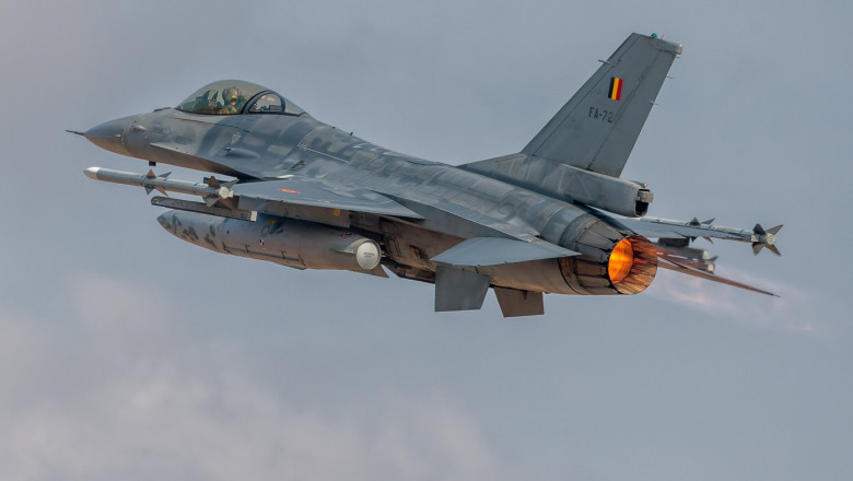 fortele aeriene romane anunta zboruri de antrenament la inaltimi mici pe intreg teritoriul tarii se folosesc inclusiv avioane f 16 6835ecb95fe0c