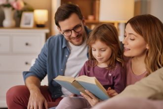 home schooling ce trebuie sa stie parintii care isi retrag copii de la scoala si vor sa ii educe acasa precizarile ministrului 682b8197a2c65