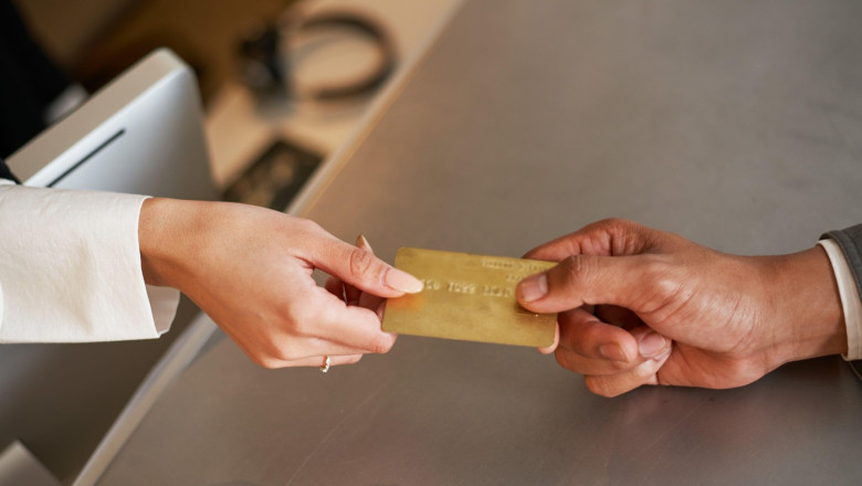 in ce investesc superbogatii piata de lux nu se prabuseste ci se reconfigureaza 682c150459013