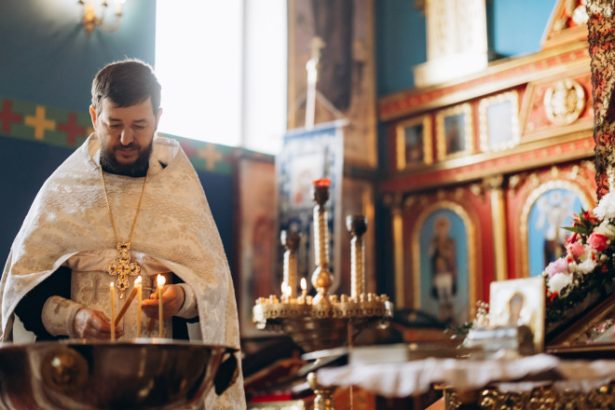 inaltarea domnului 2025 sarbatoare cu cruce rosie in calendar pe 29 mai semnificatia praznicului care incheie perioada pascala 6837dd918273c