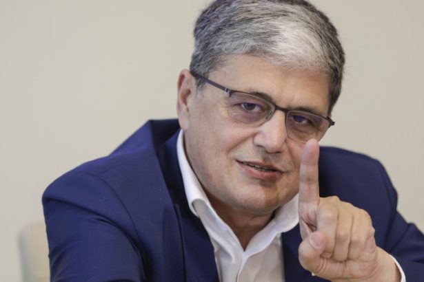 marcel bolos anunta investitii de 260 milioane de euro in retele inteligente de distributie si transport al energiei electrice 6835fbcbb366d