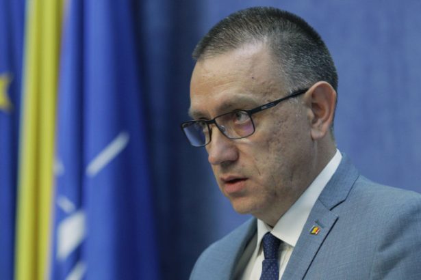 mihai fifor mesaj acid pentru usr nicusor dan nu inseamna usr redivivus inseamna solutia de moment la spaima uriasa a romanilor 6831cbb17d7b0