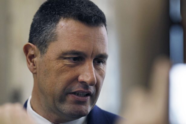 ministrul tanczos barna da asigurari ca nu exista niciun risc de neplata a salariilor si pensiilor nu sunt in pericol 68382e6e9f3dd