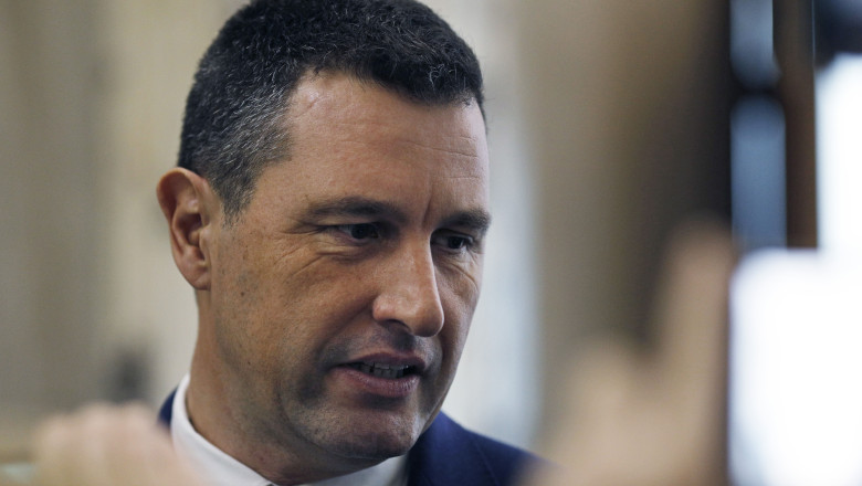 ministrul tanczos barna da asigurari ca nu exista niciun risc de neplata a salariilor si pensiilor nu sunt in pericol 68382e6e9f3dd