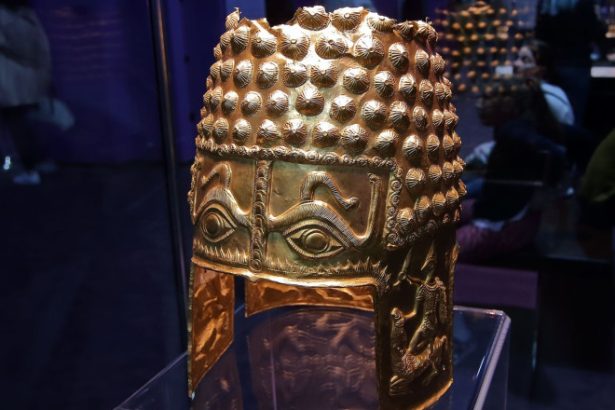 news alert furtul tezaurului dacic din muzeul drents a fost comandat din romania scrie presa olandeza 682d96c16dfdb