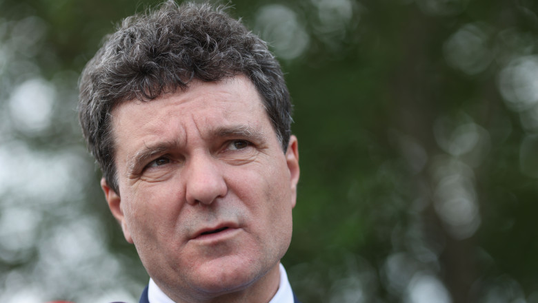 nicusor dan dupa intalniri cu ministrii cseke si bolos am discutat despre cum putem sa taiem din cheltuielile statului 6836e67e3d0b4