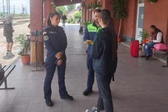 politistii olteni actiuni pentru siguranta elevilor 682f0db6c3c45