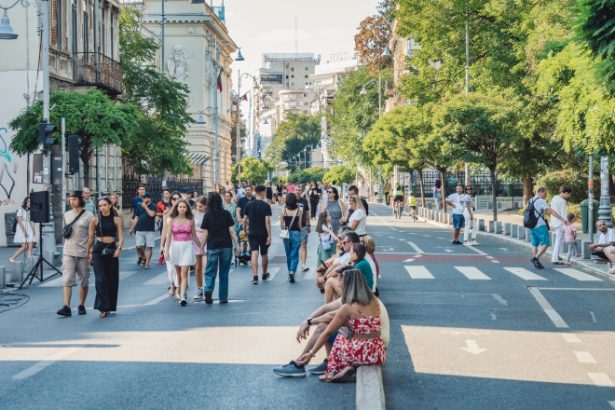 programul strazi deschise reluat pe calea victoriei si in sectorul 1 dans spectacole pentru copii si demonstratii de skateboarding 683144ea763d1