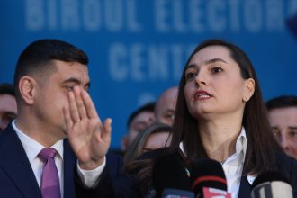 revolta din pot anamaria gavrila acuzata de deputatii demisionari de sete de putere si pozitionari extremiste 682deeadc8a09
