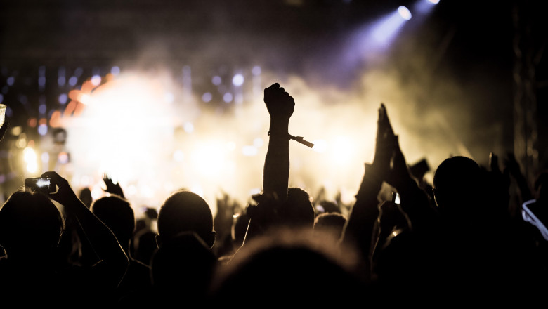 rockerii fac apel pentru participare la vot nu e vorba de a alege raul cel mai mic e o alegere clara intre rau si bine 6826f5f66468d