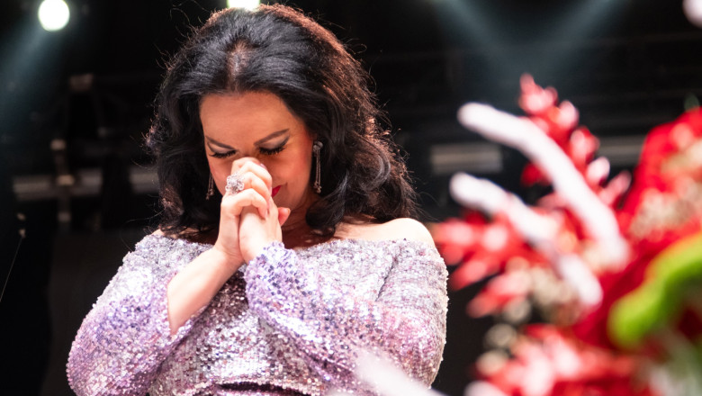 soprana angela gheorghiu ii indeamna pe romani sa iasa la vot indiferenta nu este o solutie valorile democratiei sunt in joc 68274a3cb1790