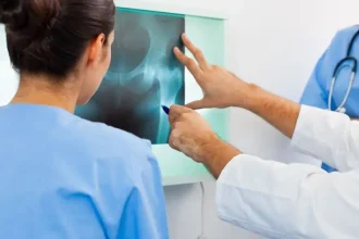 sute de olteni endoprotezati de medicii de la slatina si caracal 682851e4b0ddc