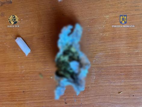 tanar cercetat pentru trafic de droguri 68386722e3c8c