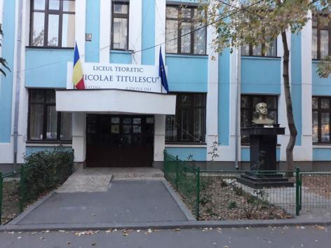 trei elevi pe un loc la pedagogic 6835b9220c0fd