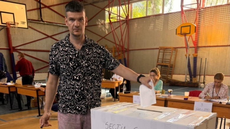 tudor chirila votul asta trebuie vegheat iar presedintele trebuie privit cu un ochi critic ca suntem votanti nu adepti 682af3bced5f7