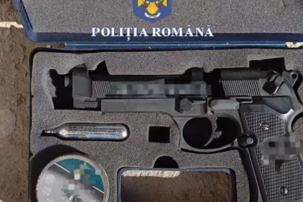 val de perchezitii ale politiei romane in tara in dosare privind arme si munitii detinute ilegal zeci de persoane duse la audieri 6828afb7a97c2