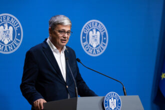 video bolos romania negociaza cu comisia europeana amanarea legii salarizarii unitare in sectorul bugetar motivul invocat de ministru 6839ba87e6b5a