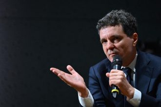 video ce spune nicusor dan despre relatiile romaniei cu sua si ue de dupa preluarea mandatului de presedinte 682ee12f948c2