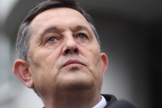 video europarlamentarul gheorghe piperea aur cu aproape 900 000 de voturi avans legitimitatea lui nicusor dan e foarte mare 682dcdd0f3cd2