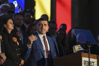 video george simion si a recunoscut infrangerea in fata lui nicusor dan sper ca v am reprezentat cu cinste 682ab92f7f864