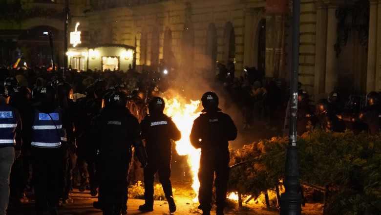 video jandarmeria capitalei este in alerta sute de conturi tiktok promoveaza apelul la protest lansat de george simion 6831d05e2ccba