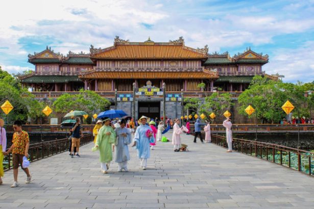 viza de aur pentru una dintre cele mai fascinante tari din asia permite sederea pana la 10 ani 6831daeec2461