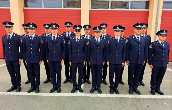 15 tineri pompieri s au alaturat echipei isu olt 684c0f11d12fd