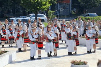 a inceput la slatina concursul national al copiilor calusul romanesc video 68571a5168b5e