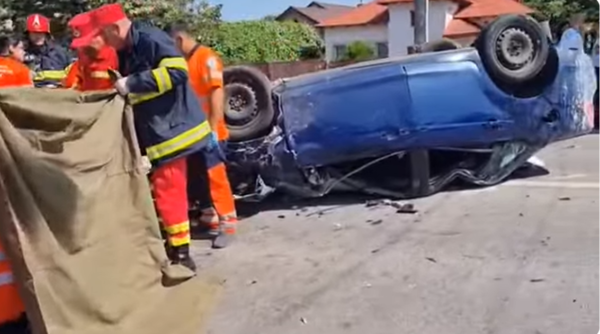 accident teribil in bals cu 4 masini implicate un copil de 11 ani a murit alte 3 persoane au fost ranite video 6852c4ce11bfe