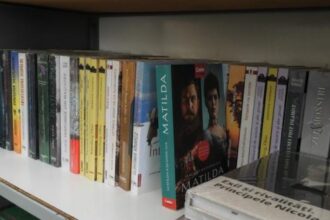 achizitia de carte un lux pentru romani 685d42ba4ce96