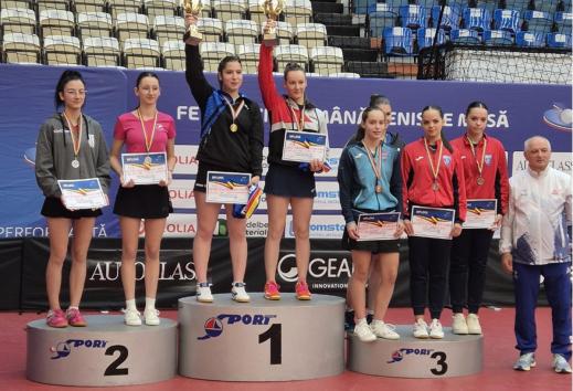 alexandra ionita tripla medaliata la cn u19 68418c7b9b093