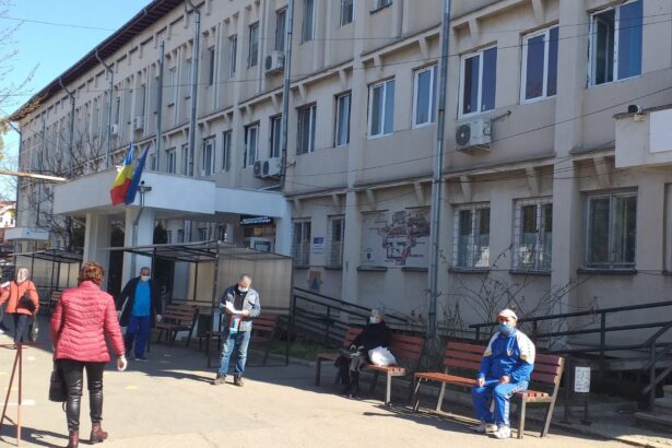 ancheta penala la spitalul caracal dupa ce o doctorita a agresat o pacienta si a aruncat cu apa pe ea 6853ff88a2458