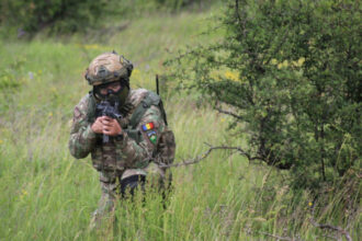 aproximativ 5 000 de militari din patru tari participa la un exercitiu multinational care se desfasoara in mai multe poligoane din tara 6846c9eba5f95