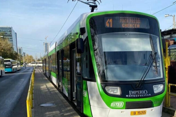 avarie la reteaua electrica in bucuresti tramvaie si troleibuze blocate pe mai multe linii 68414321e764b