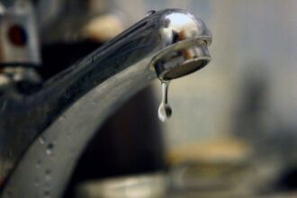 cao opreste alimentarea cu apa a locuintelor din partea de sus a slatineiina 683f053be7113